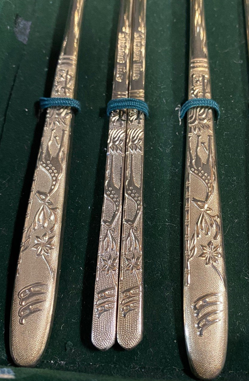 Vintage Sammi Industrial Co Oriental Style Silverware and Chopsticks Set