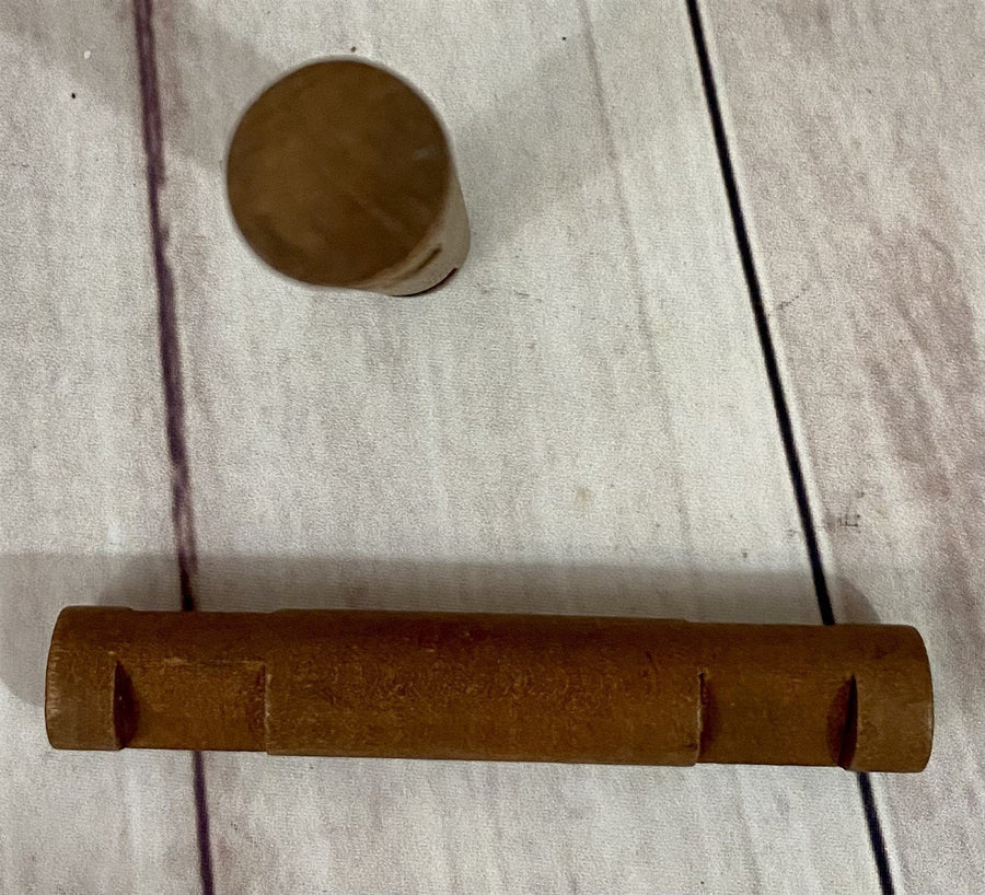 25 Vintage 1970's Wooden Lincoln Logs Small 2 Notch Round Log 4 1/2" Brown