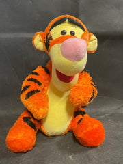 Vintage Fisher Price Mattel 2001 Battery Operated Tigger Plush Toy