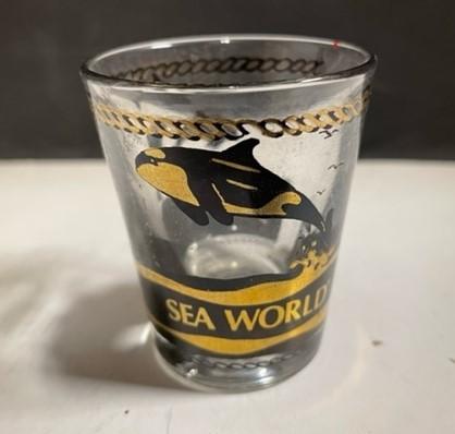 Collectible Vintage Sea World Dolphin Shot Glass Souvenir