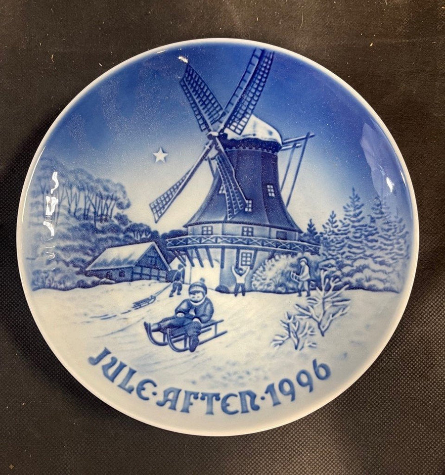 Vintage Bing and Grondahl 1996 Water at the Old Mill Porcelain Plate