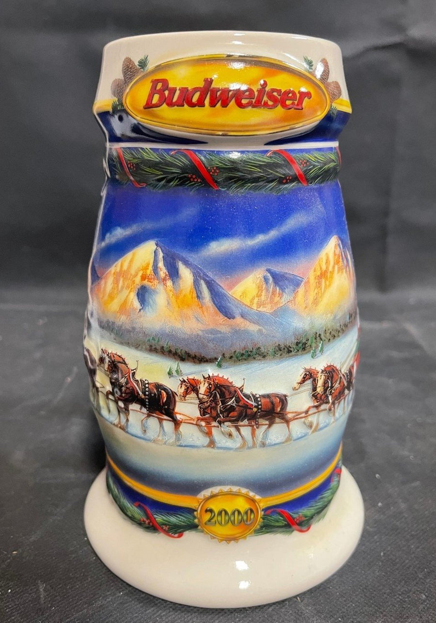 Vintage 2000 Budweiser Collectors Stein Holiday in the Mountains