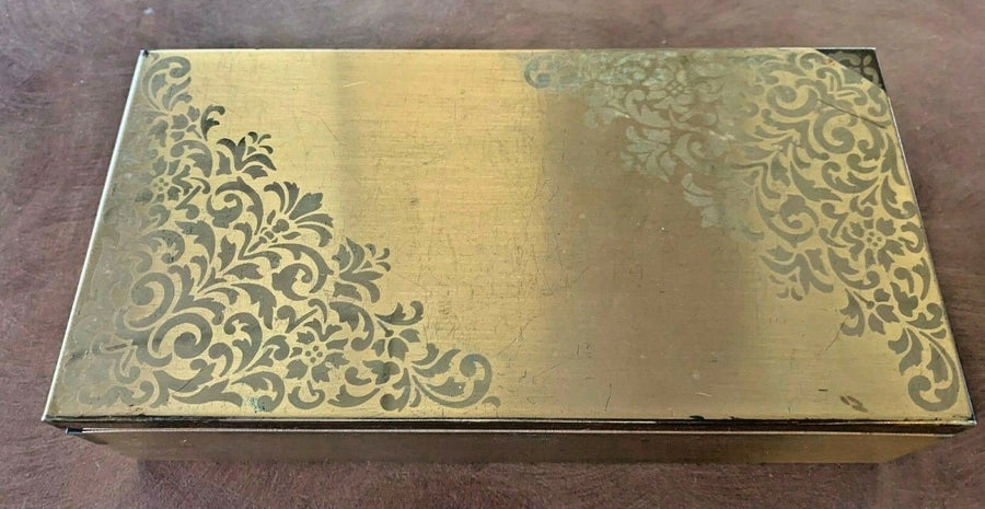 Beautiful Vintage Elgin American Gold Etched Box Compact