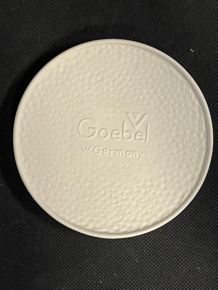 Vintage Goebel 1976 Collectors Club Member Merry Wanderer 4" Plate Coaster