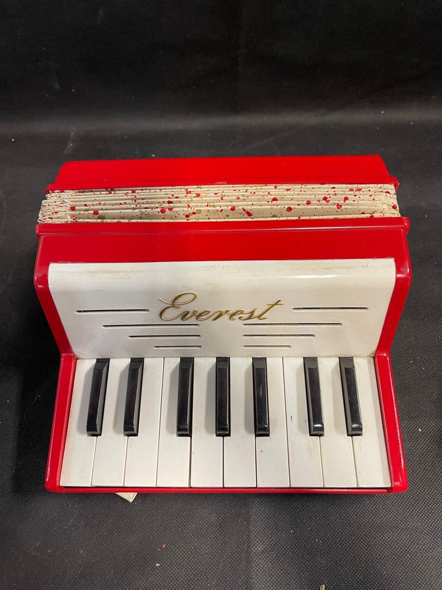 Vintage 1950's Everest Children's Trainer Training Piano Accordion w/ Box