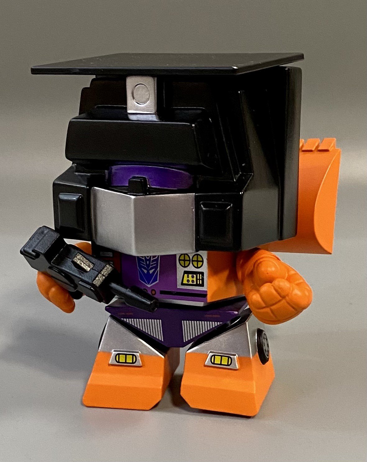 The Loyal Subjects Transformers Scrapper Hot Topic Exclusive Orange Ed. Figure