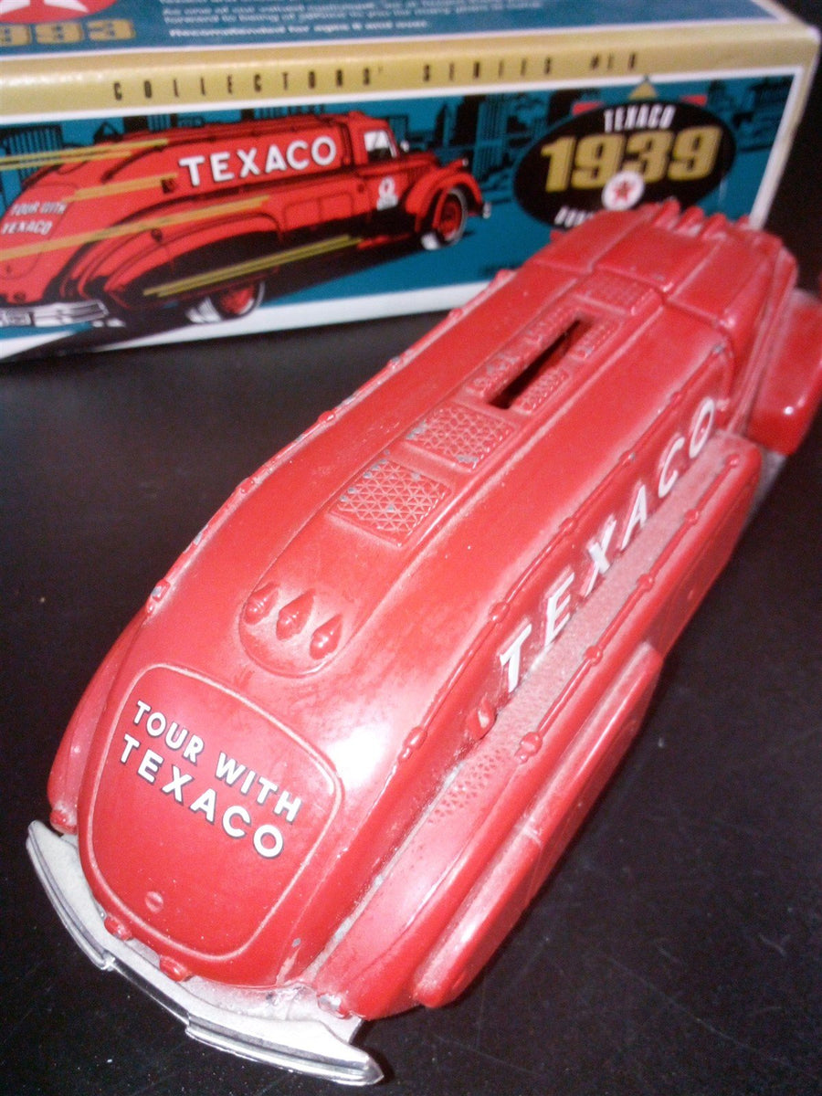 Texaco 1939 Dodge Airflow Replica With Locking Coin Bank