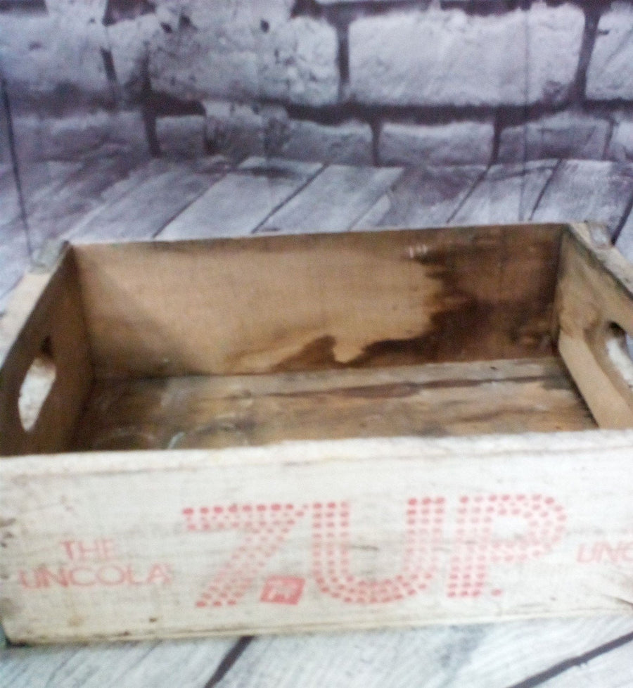 7UP Vintage Wooden Carry Crate White And Red With Galvanized Metal Straps