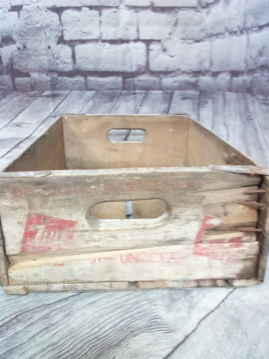 7UP Vintage Wooden Carry Crate White And Red With Galvanized Metal Straps