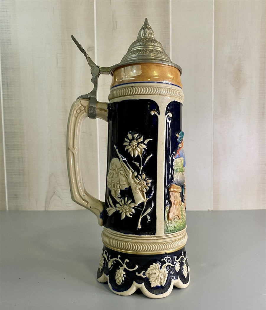 German Made Vintage 1972 Musical Stein Plays Trink, Trink, Bruderlein Trink