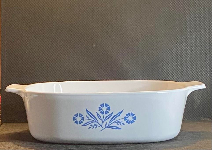 2 Quart Vintage Corning Ware Blue Cornflower Patterned Casserole Dish w / No Lid