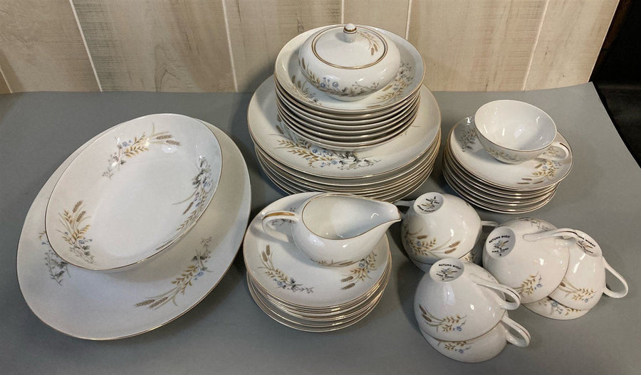 Vintage Fine China Of Japan Autumn Wheat Forty Four Piece Set