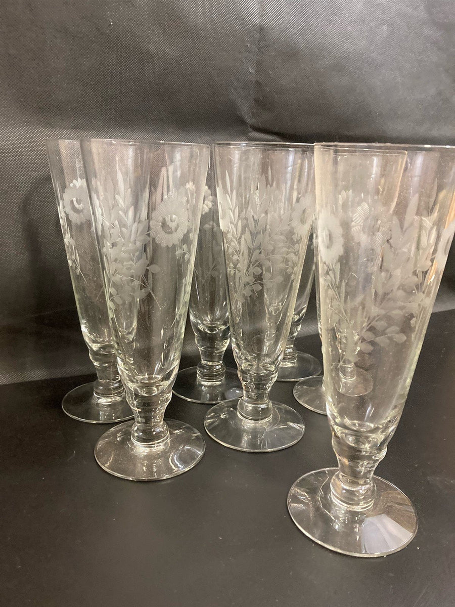 Flemington Carol Collection set of 7 fluted champagne Glasses