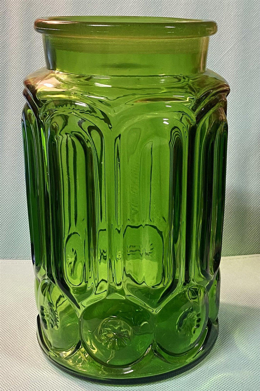 Green LE Smith Moon and Star Vintage Glass Apothecary Canister Jar without Lid