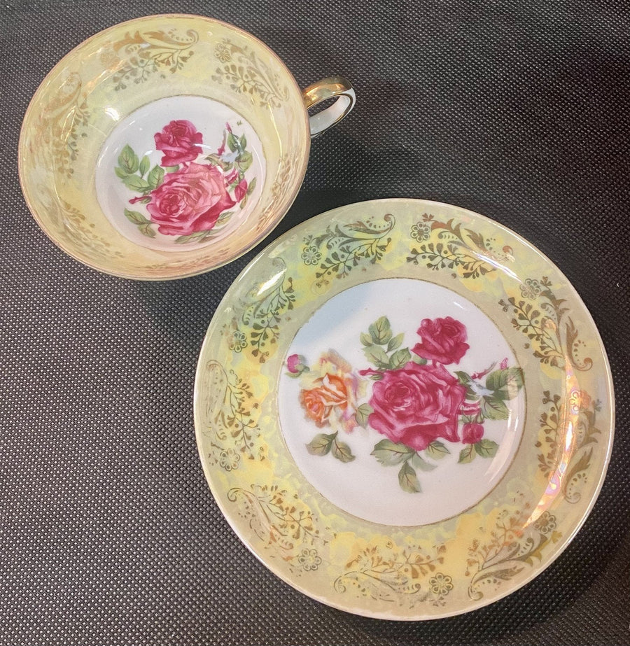 Royal Sealy China Teacup and Saucer w / Roses Gold Trim and Iridescent Border