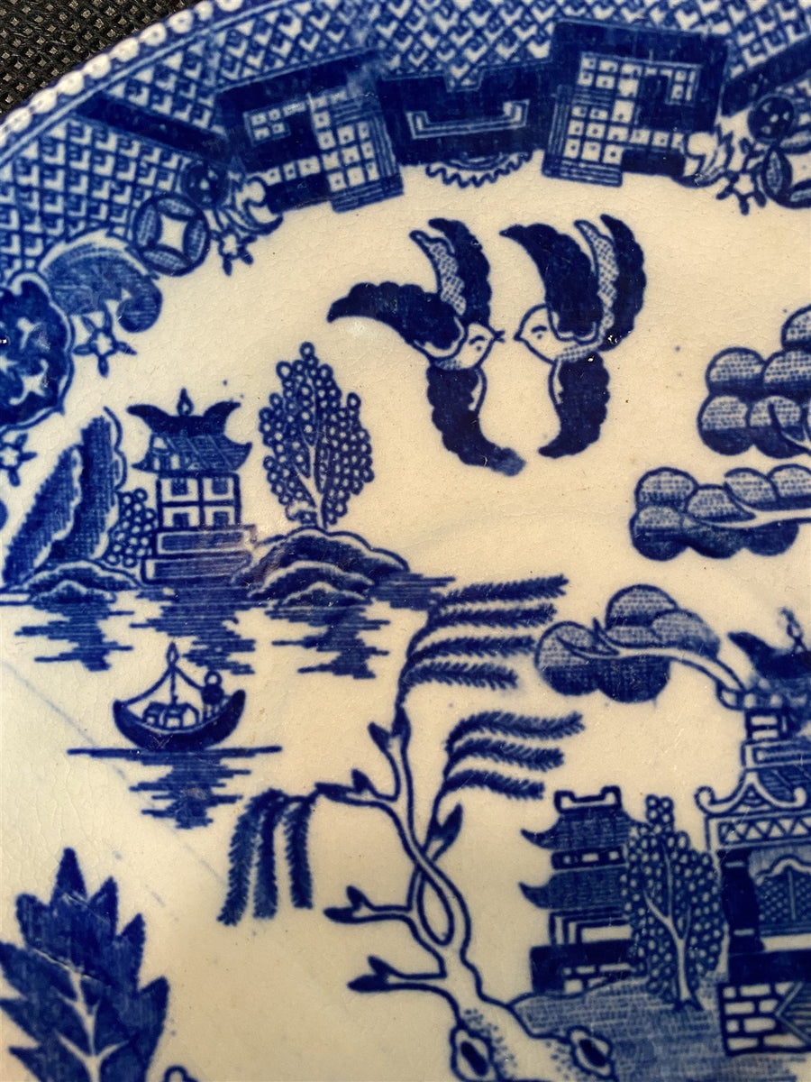 One Vintage Blue Willow Chinese Legend Patterned Unbranded Asian Art Saucer