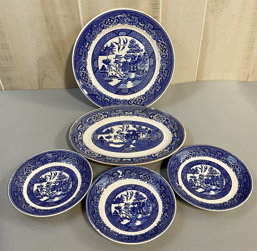 Mixed Item Lot Homer Laughlin China Blue Willow Legend Pattern Vintage Tableware