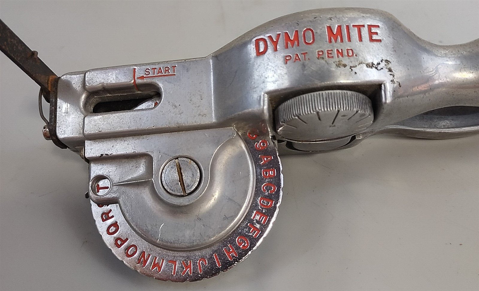 Vintage 1950's MCM Dymo Mite Tapewriter Model M-22 – Shop Cool