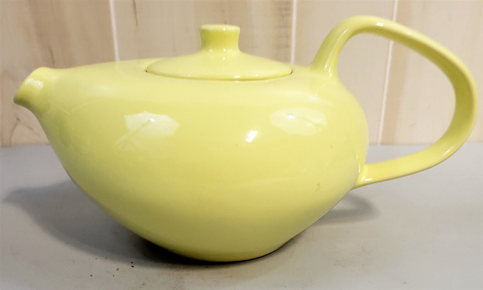 Vintage Mid Century MCM Russel Wright China Teapot Yellow Chartreuse Oneida