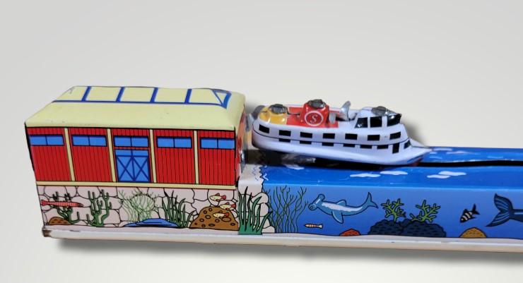Vintage Schylling Made Tin Toy Island Ferry Boat And Lighthouse