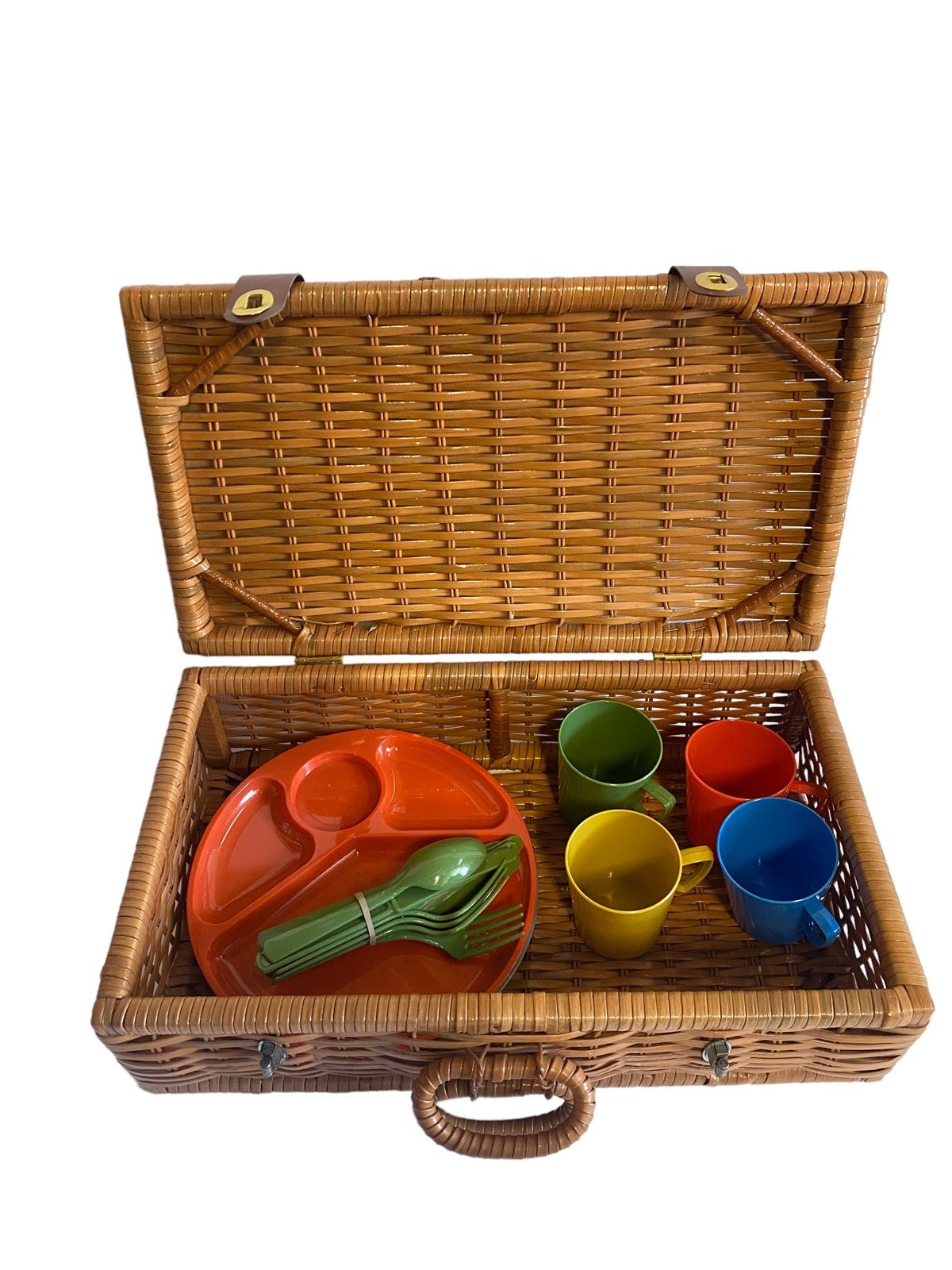 Picnic Basket Set Vintage 1960s-1970s 21 Pieces Plastic Plates, Cups, –  Shop Cool Vintage Decor