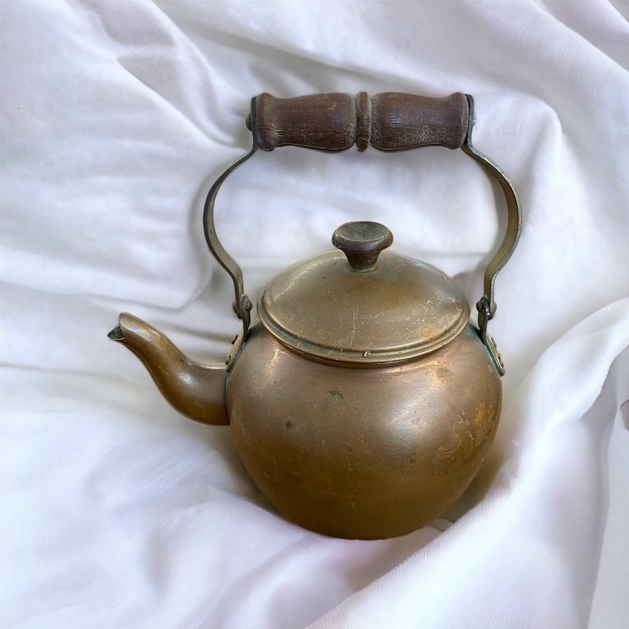 Antique Copper Kettle with Brass Handle