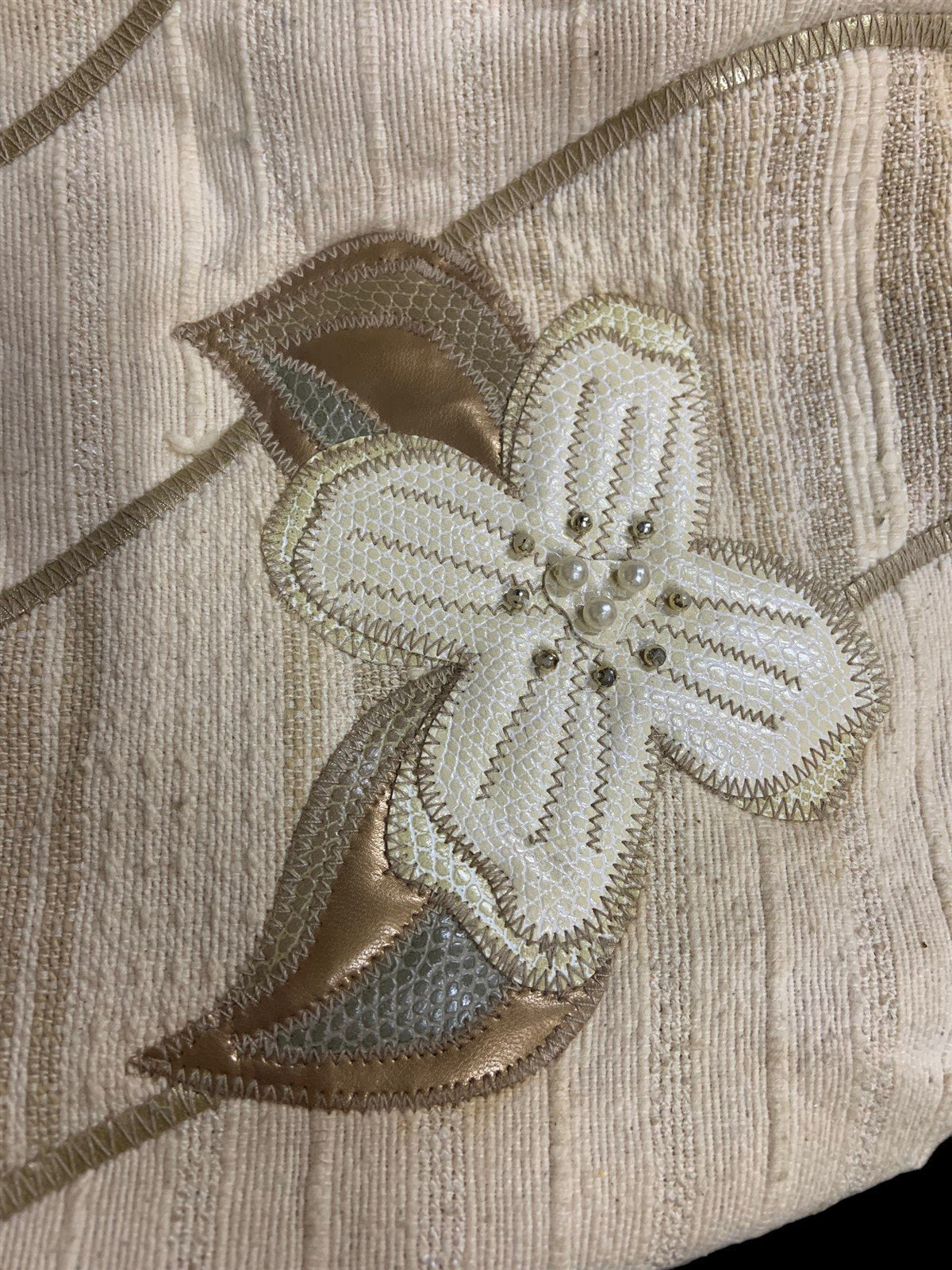 Carpetbags of America Purse White and Gold Vintage Bag Beaded Flower