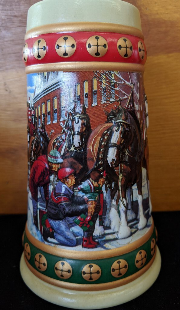 1993 BUDWEISER HOLIDAY STEIN CLYDESDALES - Hometown Holidays