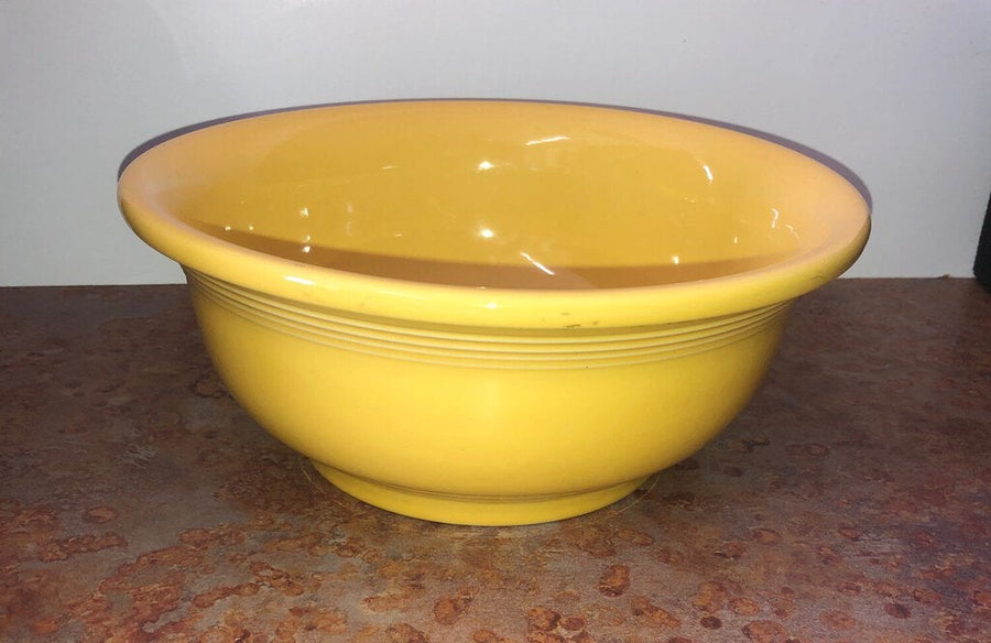 Fiesta - Sunflower 8 1/2" Mixing Bowl (Discontinued Style)