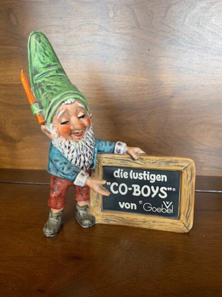 Goebel Gnome with Sign