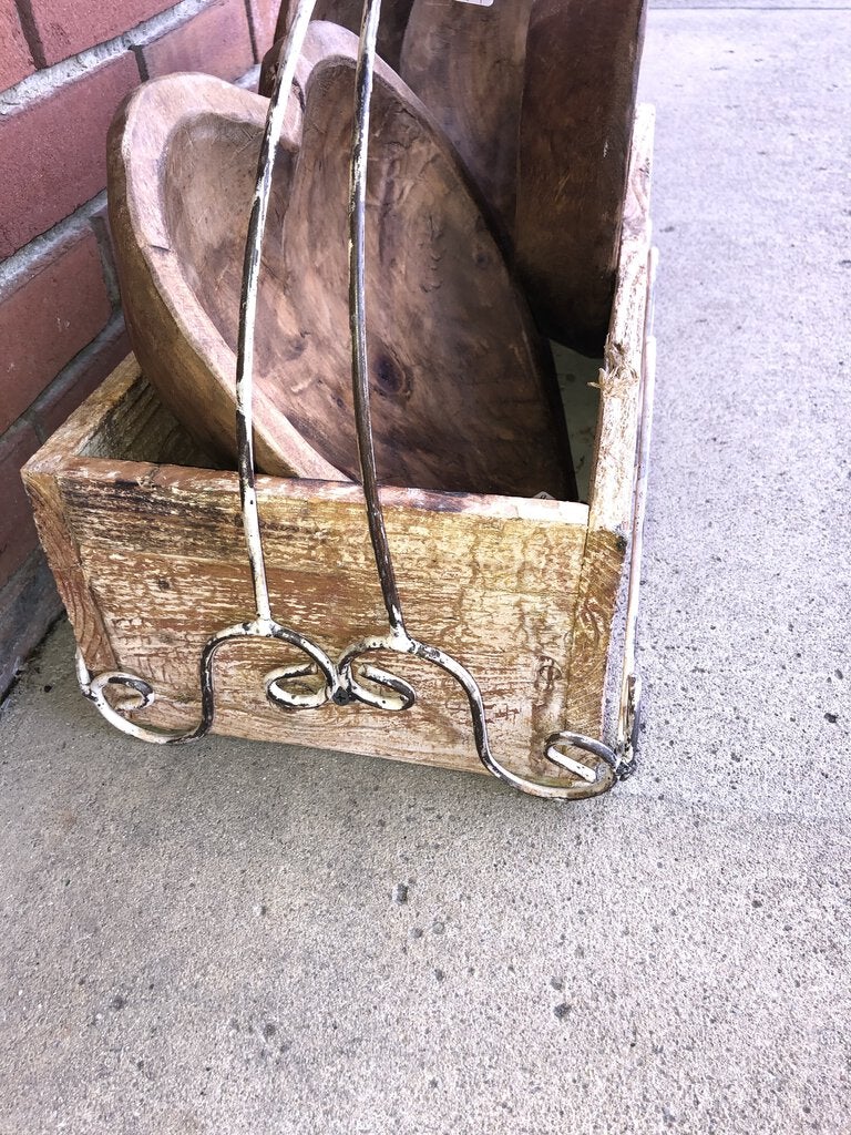 Rustic wire and wooden box planter 10"×18"×22"