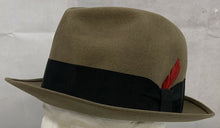 Load image into Gallery viewer, Warwick Bench made Fur Felt Fedora Tan w/ Red Feather