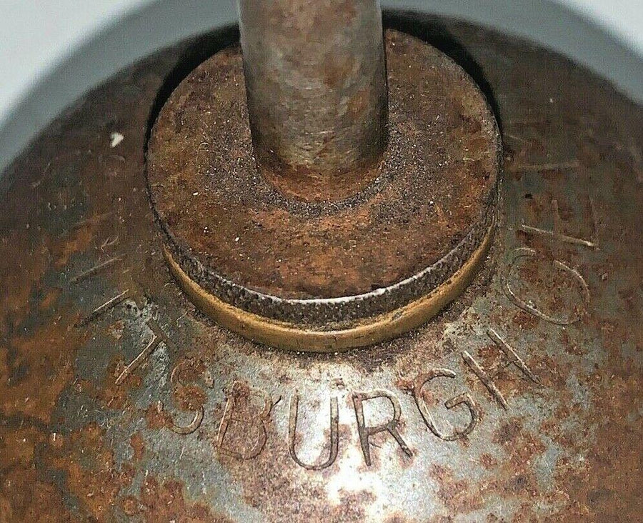 Antique Pittsburgh PA GEM Manufacturing Co 6.5 Inch Thumb Pump Oiling Can