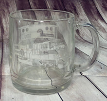 Load image into Gallery viewer, Vintage Conrail End of Era 1976 Dash 1998 Glass Coffee Mug