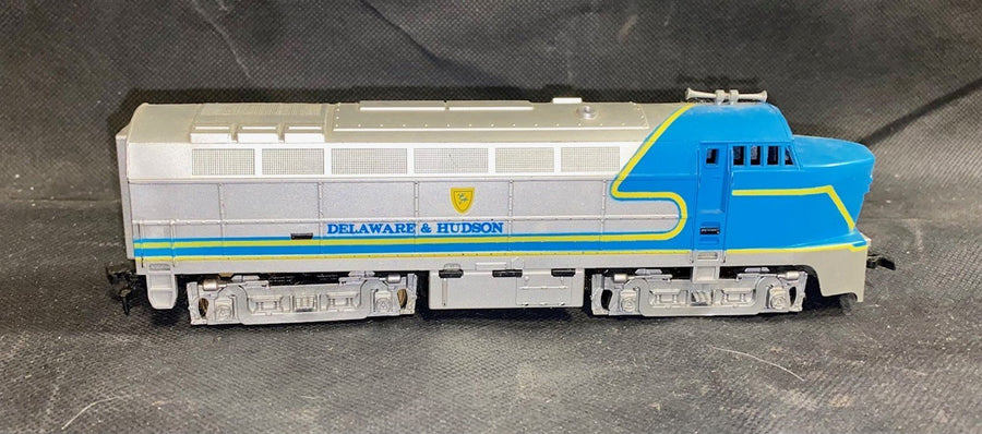 Tyco HO Delaware & Hudson Diesel Locomotive Engine w/ Box
