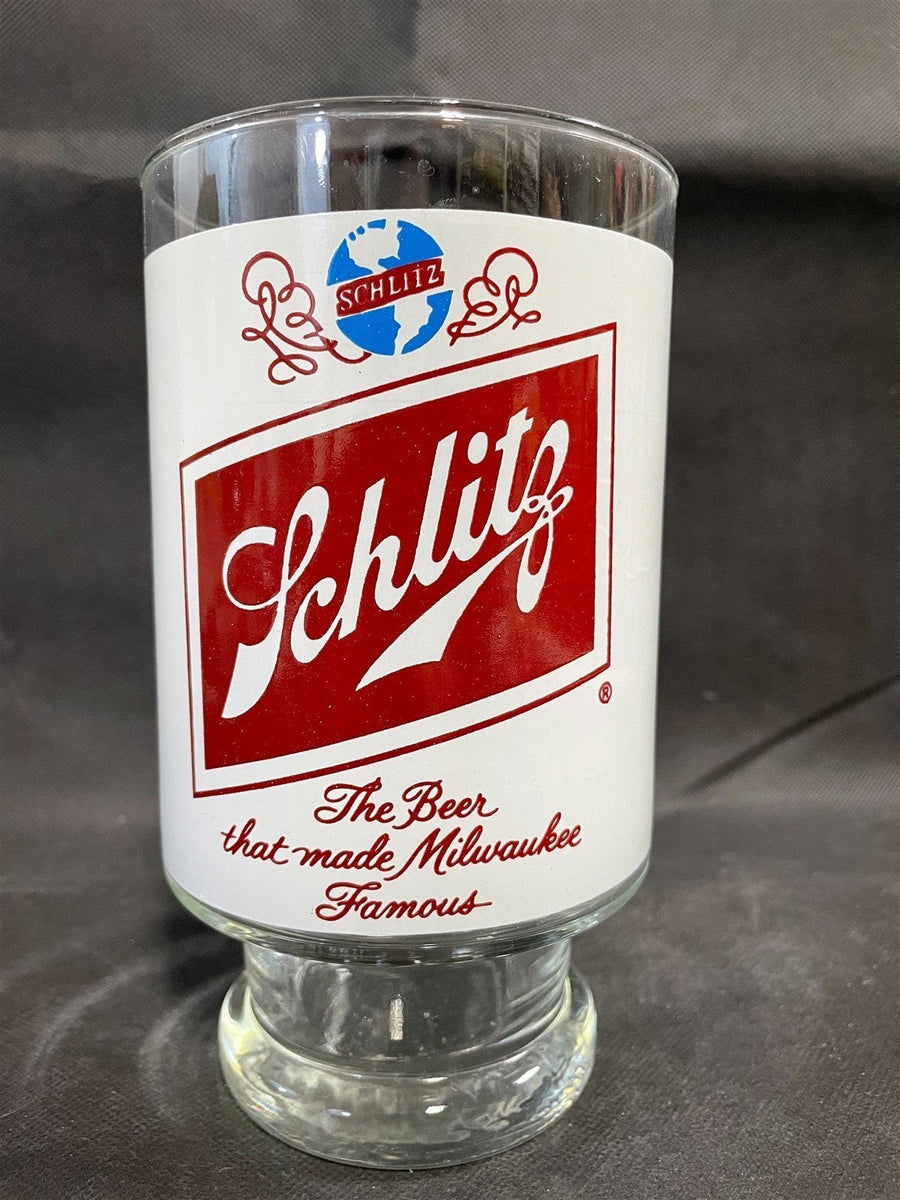 Vintage Schlitz Large 32 OZ Milwaukee Collectible Bar Glass