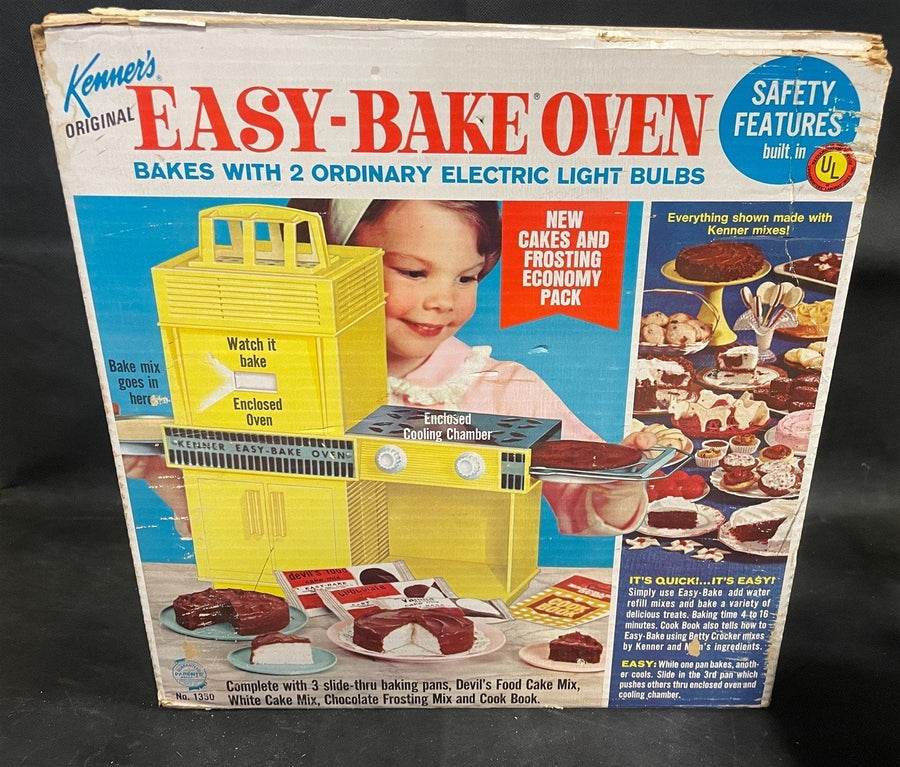 Vintage Turquoise Easy Bake Oven Kenner's Original #1350 Original Box –  Shop Cool Vintage Decor