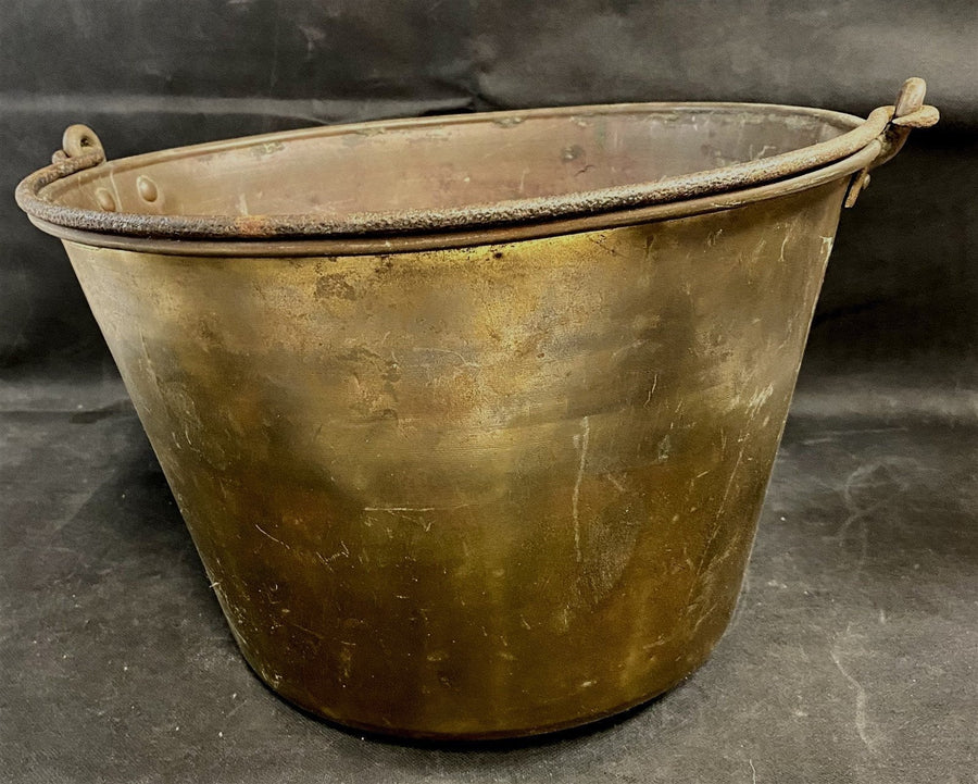 Large Copper Antique Maple Syrup Carrying Bucket Pail w/ Handle – Shop Cool  Vintage Decor