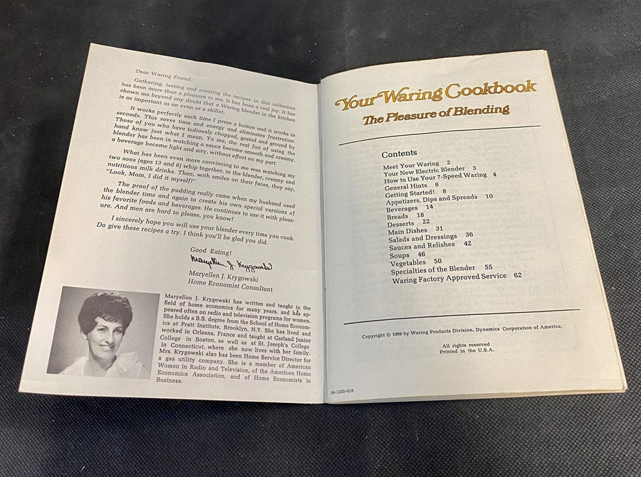 Vintage Recipe Booklets with Drink Recipes for Entertaining and Hosting Parties
