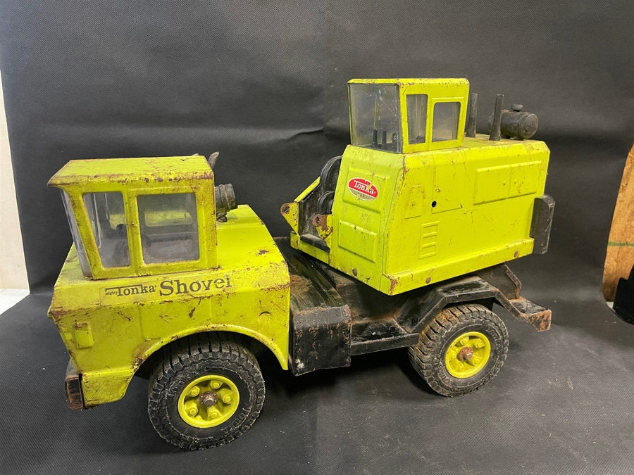 Vintage Lime Green Mighty Tonka Shovel Truck Pressed Steel