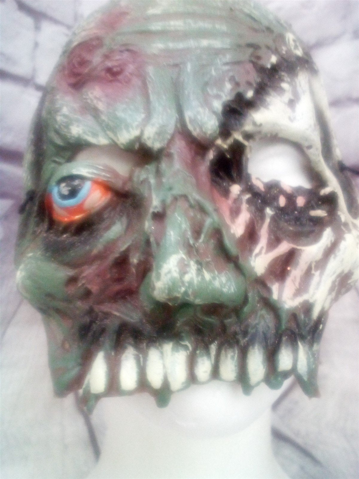 Zombie Walking Dead Vinyl Halloween Face Mask With Melting Eye